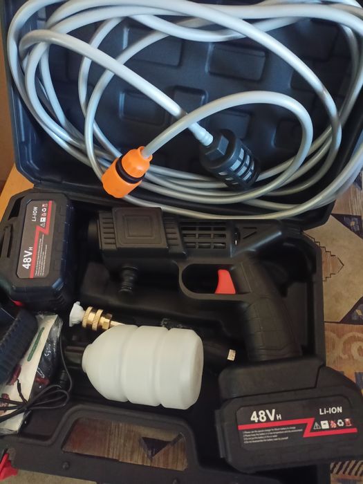 Водоструйка на батерия