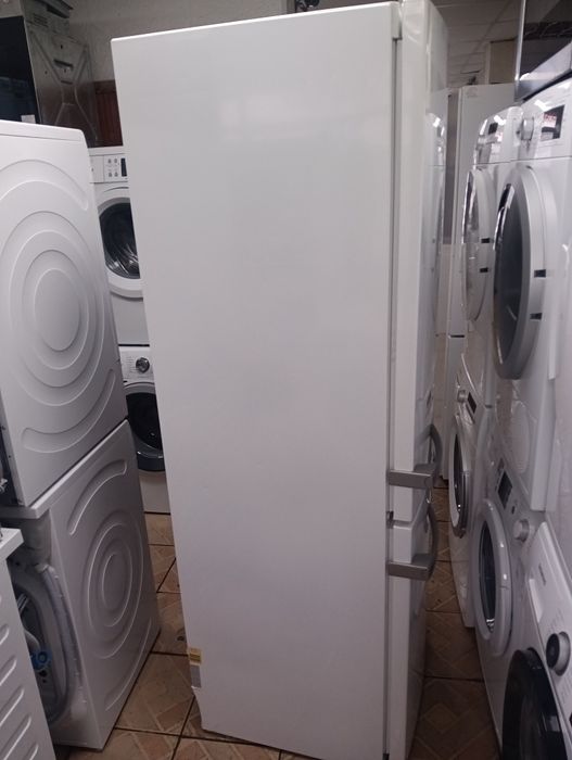 Комбиниран хладилник с фризер Миеле Miele с 2 години  ГАРАНЦИЯ!