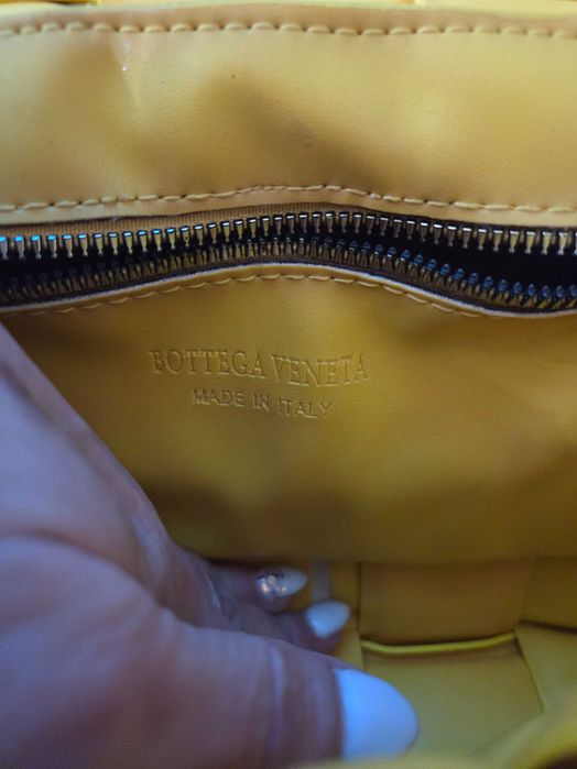 Botega Venetta чанта.Нова,естест.кожа