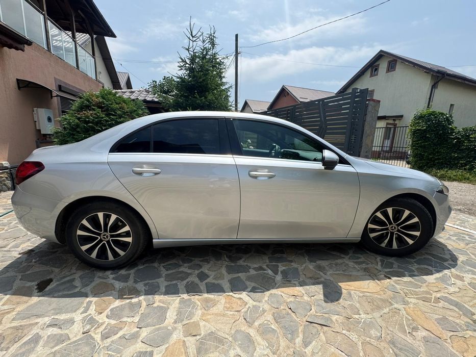 MERCEDES-BENZ A-Class 2020 — imagine 4