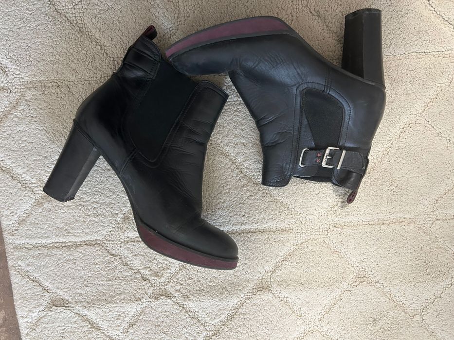 Дамски боти от естествена кожа