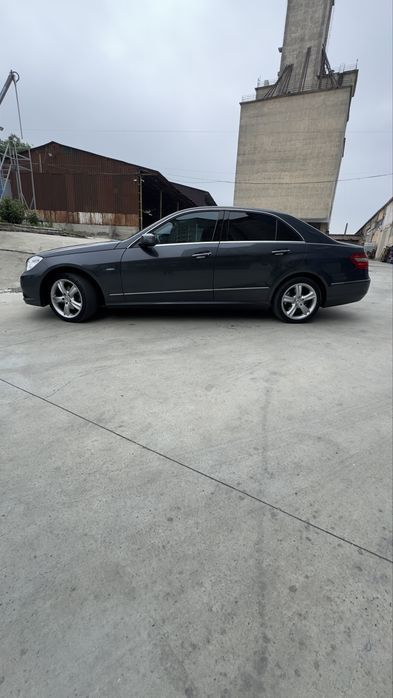 MERCEDES-BENZ E-Class 2010 — imagine 3