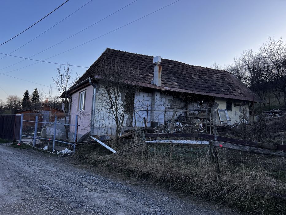 Casa de vanzare in Suseni