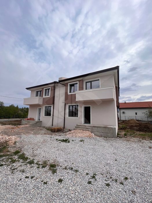 Продава се Къща в Пловдив, Беломорски - 177 кв.м за 1639 €/кв.м - Снимка #2