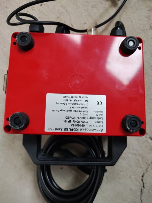 Сварочный аппарат для электрмуфтавой сварки полимерныйх труб