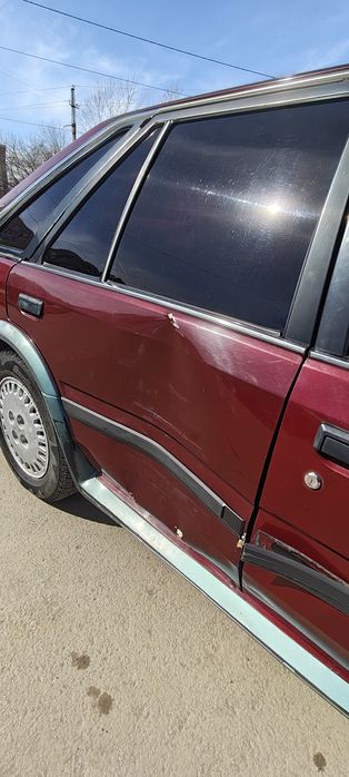 Nissan Bluebird U11 1989