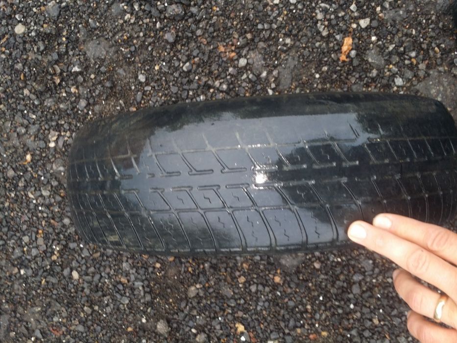 Roata 155 70 12.  100 lei neg.