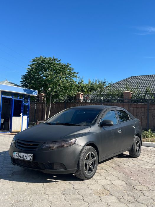 Kia cerato 2 2011