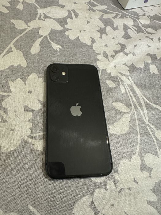 iPHONE 11, (64гб, 74% аккумулятор)