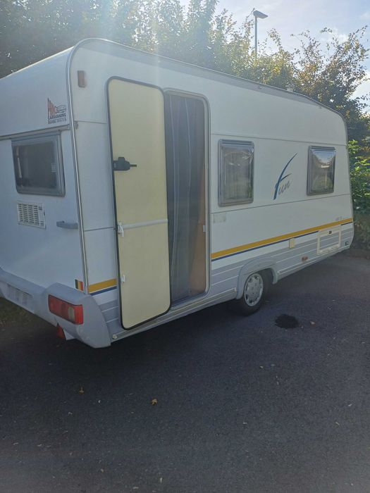 Caravana burster an 2002 5800euro