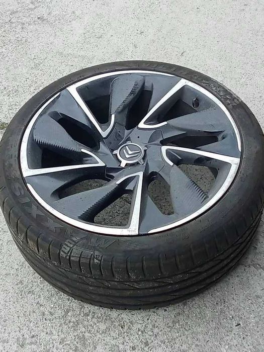 Citroen DS5 2.0 163 к.с 2012