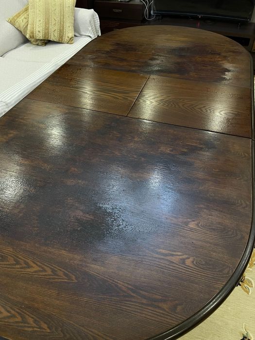 Стол в хорошем состояние