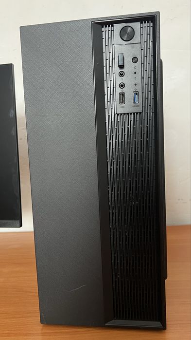 Компьютер со всей периферией