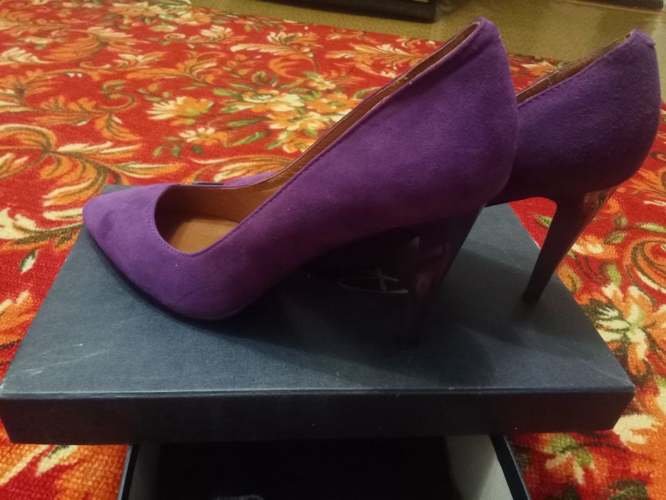 Продам стильные туфельки, новые