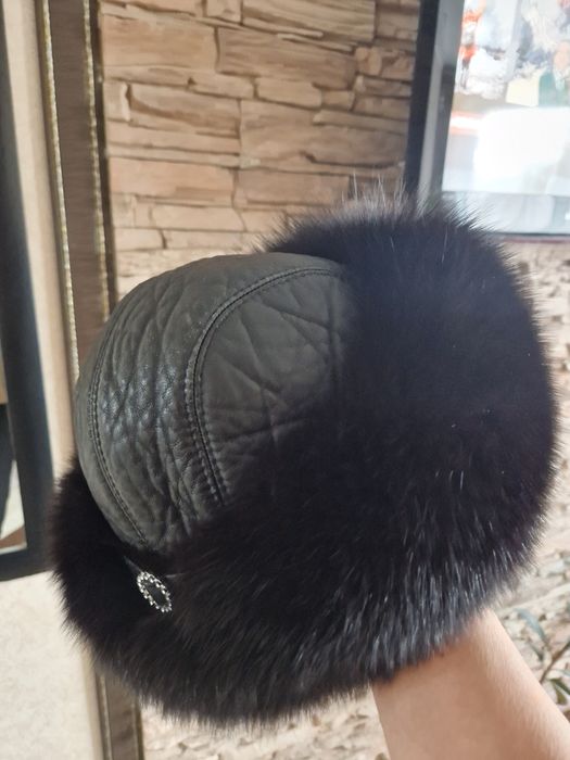 Продаю шапку, натуральная кожа, мех, цена 5 тыс