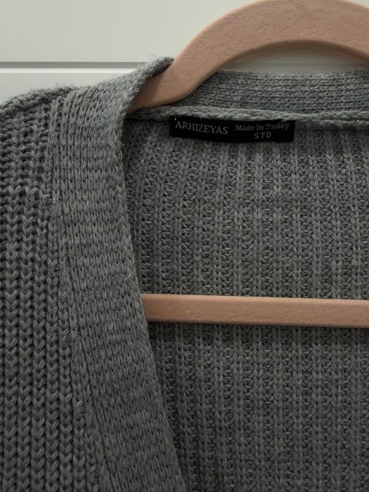 Продам кофту серую