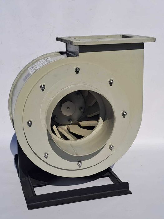 Киселиноустойчив вентилатор