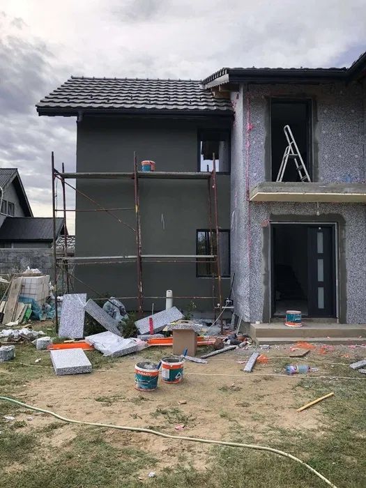 Echipa construcții interioare/exterioare