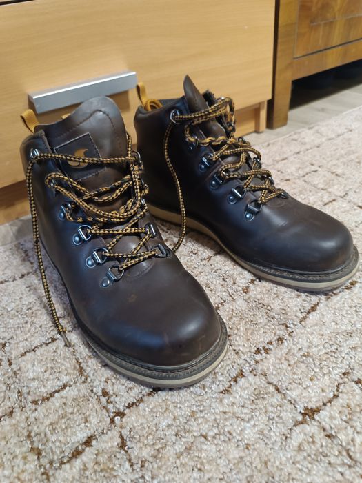 Ghete din piele DVS Yodler