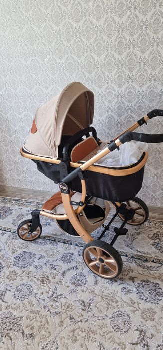 Продам коляску за 35000