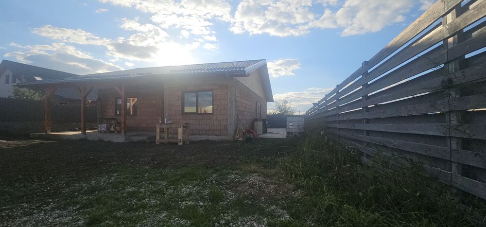 Casă de vânzare construcție nouă