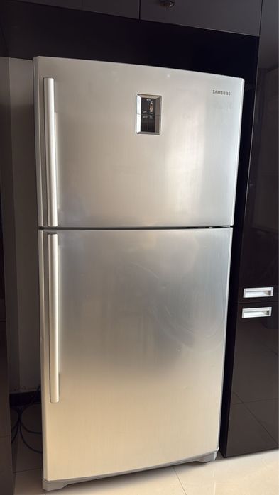 Продам холодильник samsung