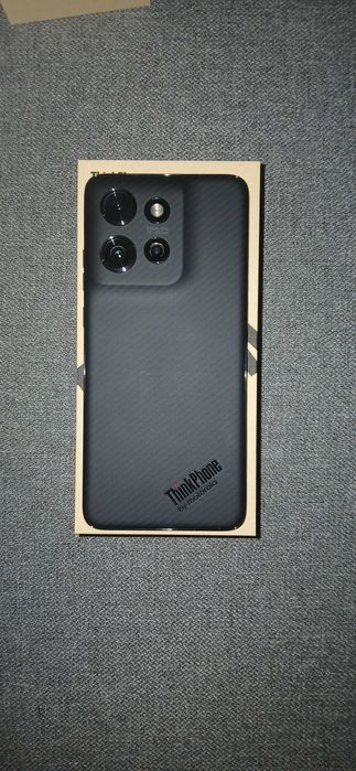 Motorola Thinkphone 25 nou