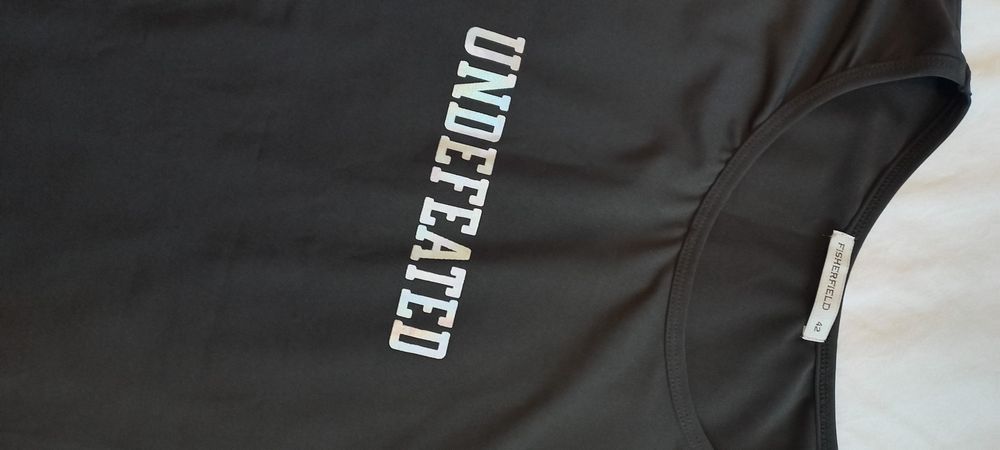 Tricou nou mărime M
