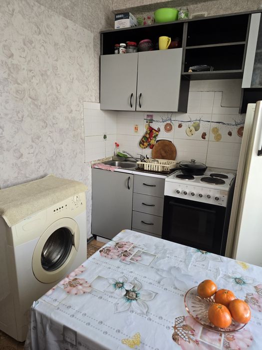 Продам 2 комнатную квартиру