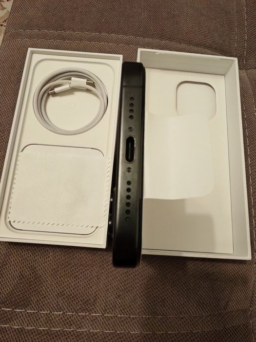 iPhone 15 pro max 256gb