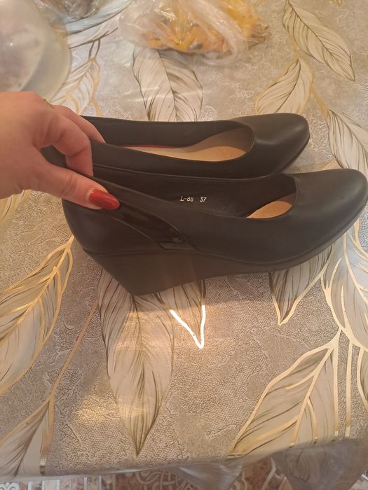 Стилни дамски обувки