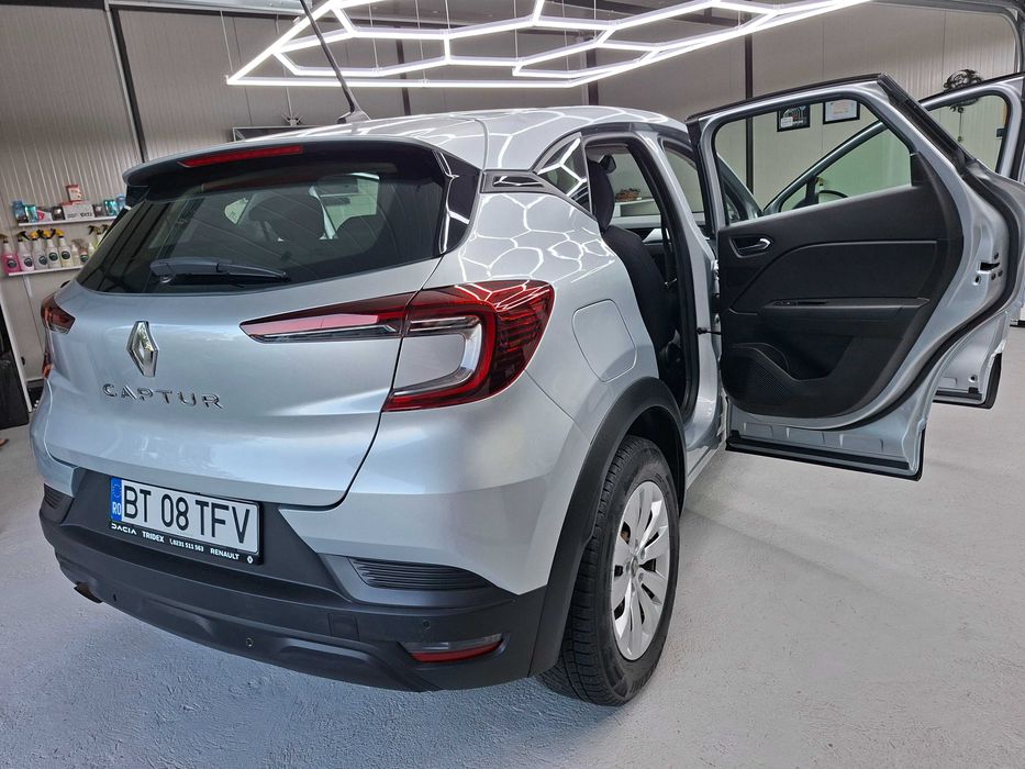 RENAULT Captur 2021 — imagine 2