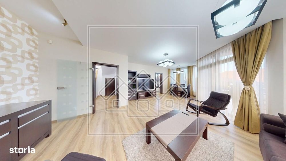 Casa individuala, teren mare, 2 garaje - Sura Mica