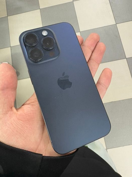 продам iphone 15 pro 256gb
