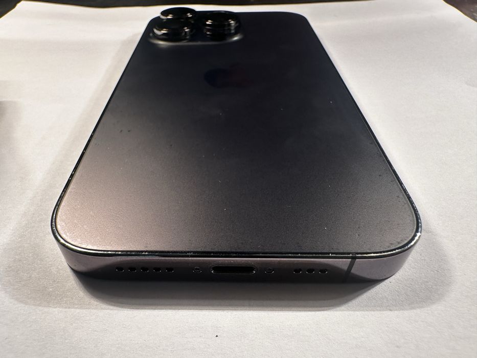 Iphone 14 pro deep purple