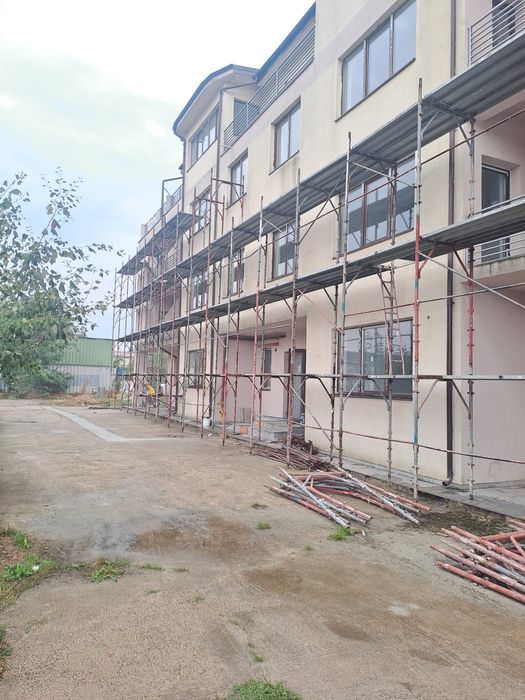 Schela metalica și popi metalici, mai compactor și schela îngustă 60cm