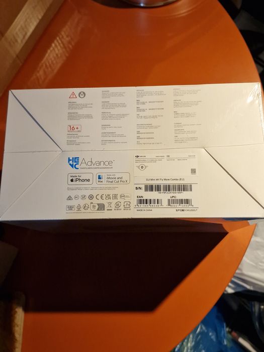 Dronă DJY mini 4k flay more combo nouă