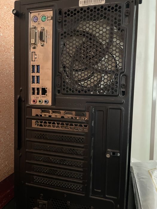 Gtx 1660s/i5 9400f/ddr4 16gb/256gb ssd/550w block/B360m Mat