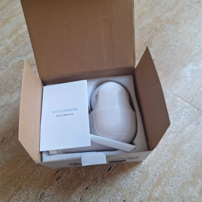 Външна Въртяща WiFi камера с микрофон цветно нощно виждане до 30м.