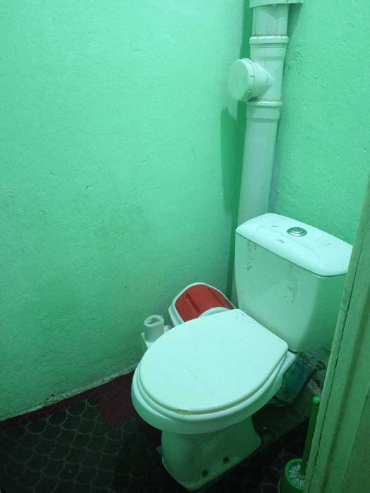 Uy Srochni sotiladi.