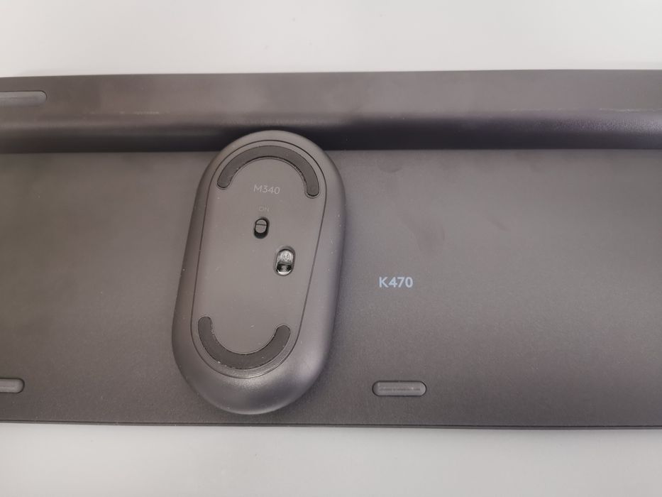 Tastatura și mouse wireless Logi