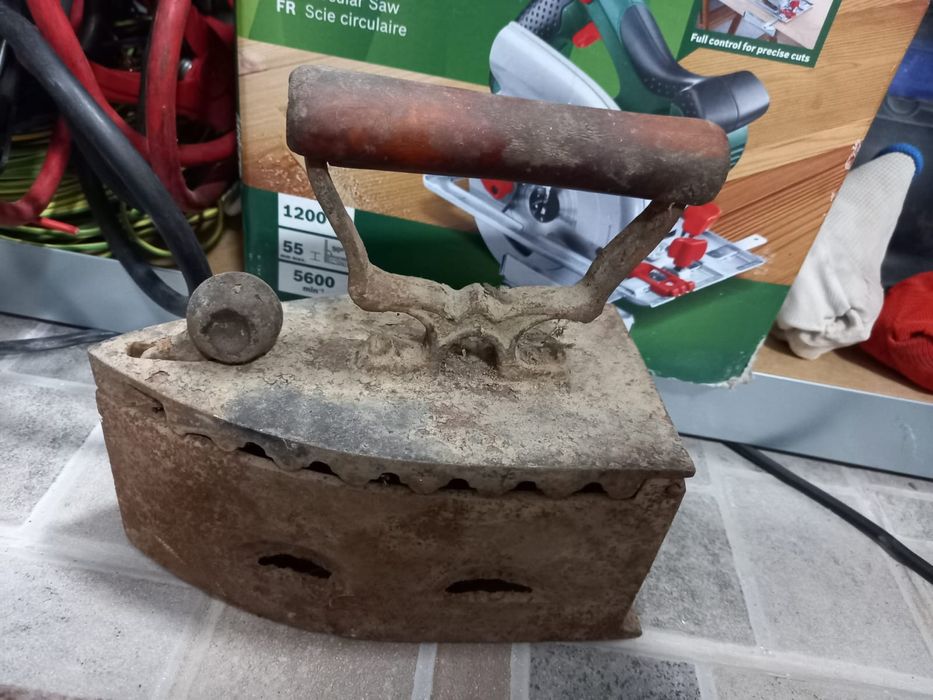 Fier vechi de calcat