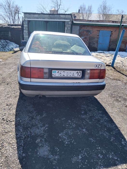 Ауди 100 с4 1992г 2литра