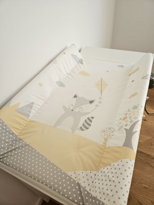 Saltea schimbat bebe