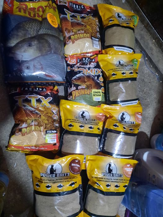 Vand pungi nada pescuit, faina peste, usturoi, capsuna