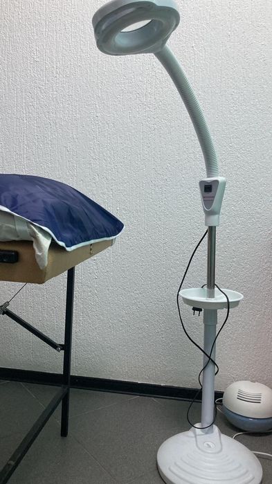 Лампа лупа напольная