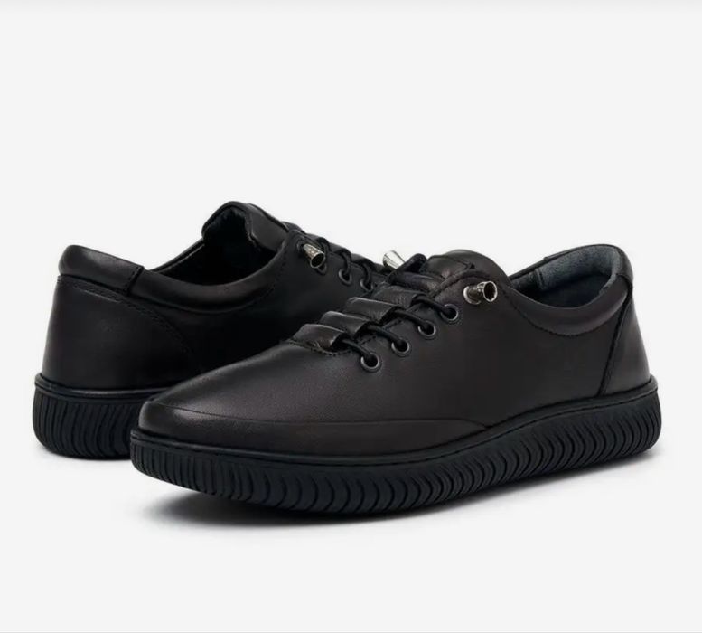 Женская кожаная обувь