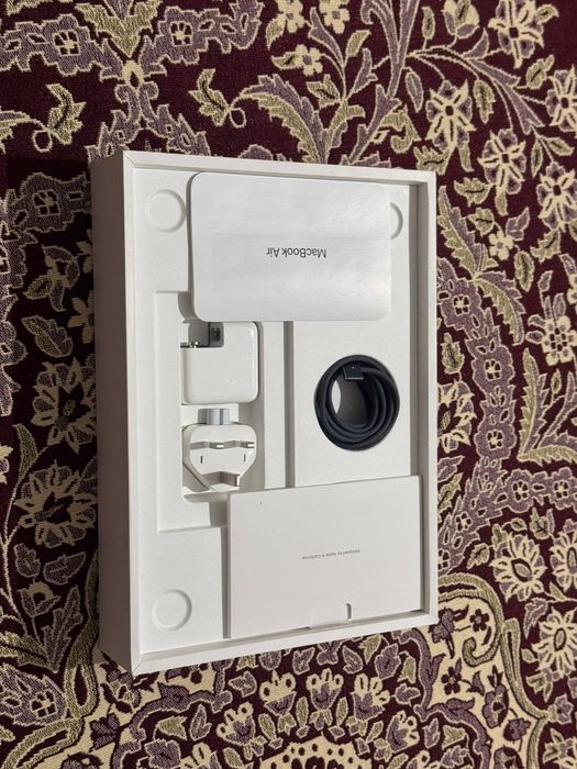 Macbook air13 m3 2024