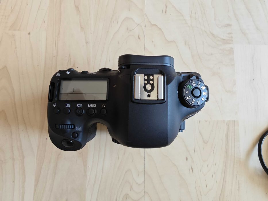 Canon EOS 6D Mark II (body) фотоапарат