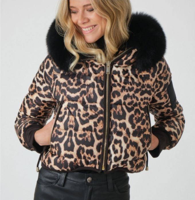 Яке от Естествен Пух и качулка с естествен кожа FLO&CLO